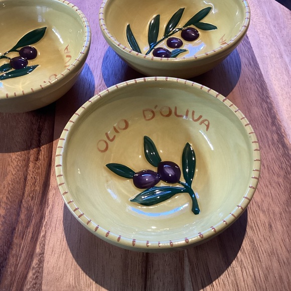 Williams-Sonoma Provencal Olio D'Oliva Embossed Olive Design Dipping Bowls (3) - Picture 4 of 5